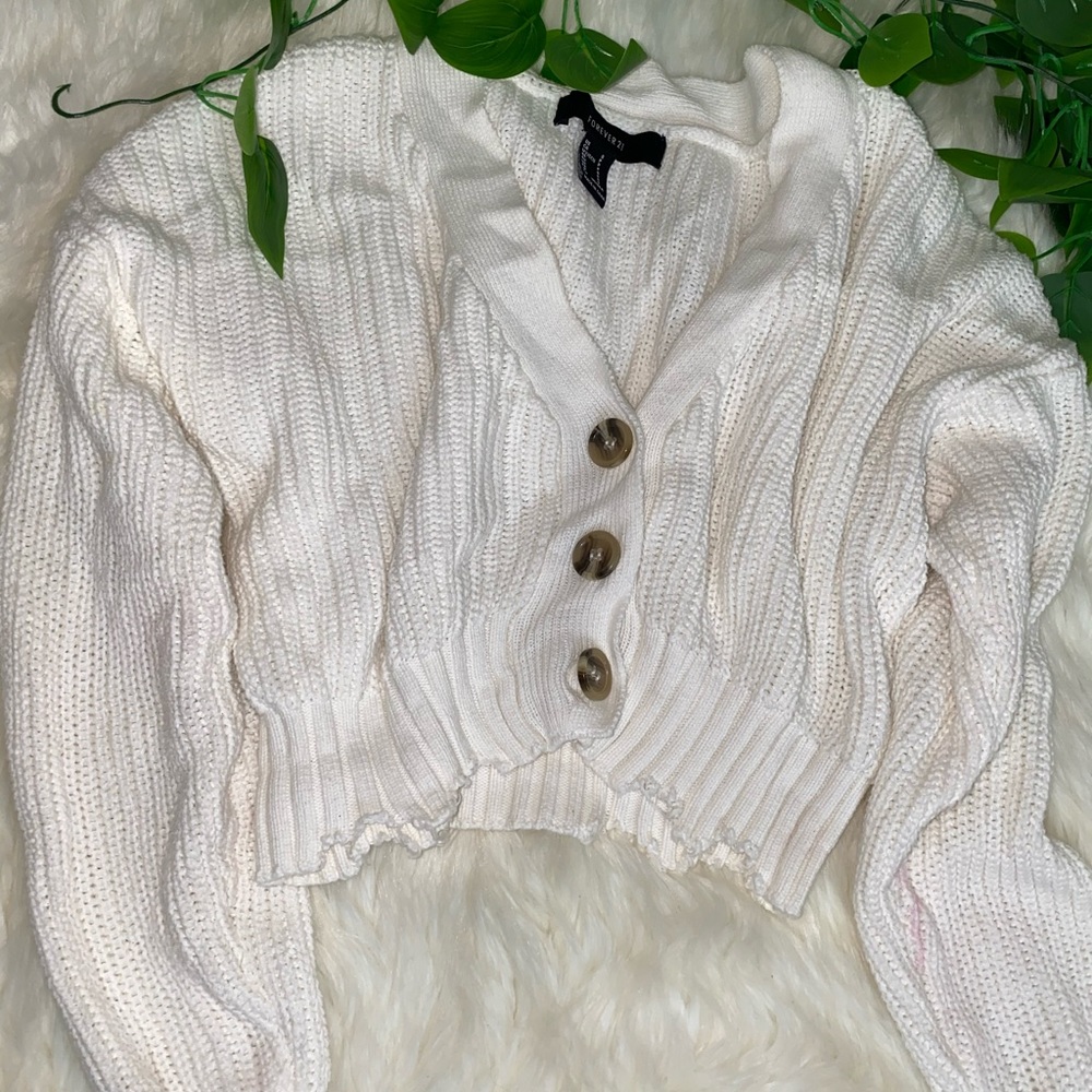 Long sleeve crop top